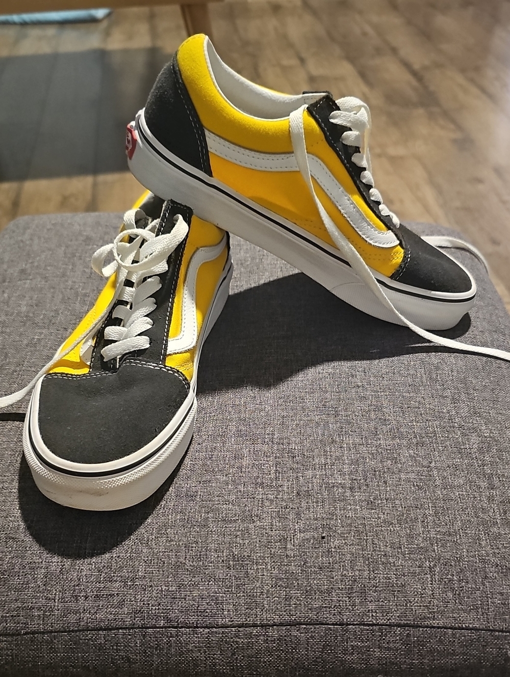 Vans Old Skool Sneakers Men 6 Women 7.5 Yellow Black White Tennis Shoe Skate